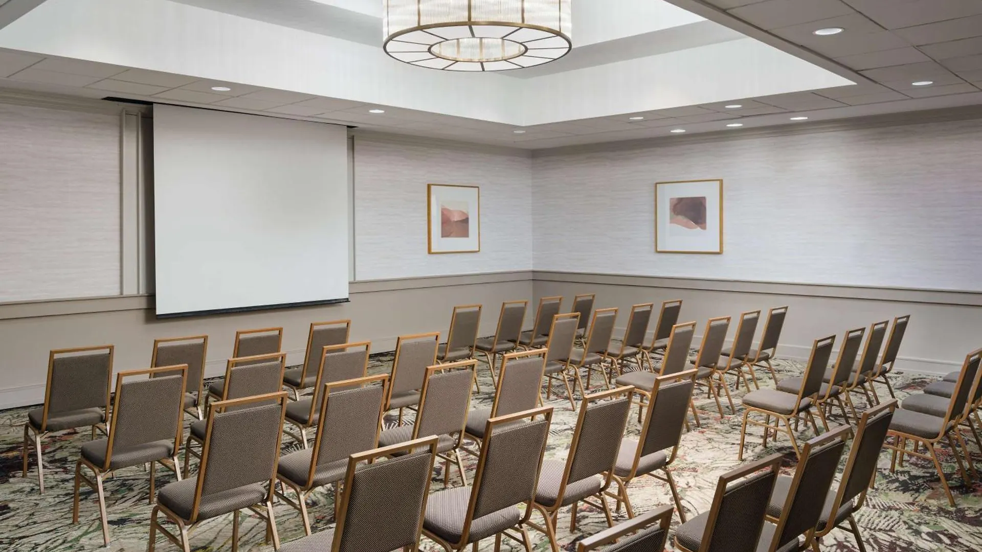 Embassy Suites By Hilton Memphis East Germantown Area