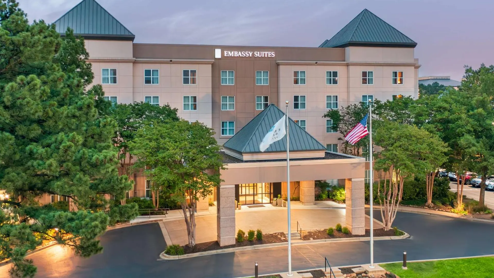 Embassy Suites By Hilton Memphis East Germantown Area