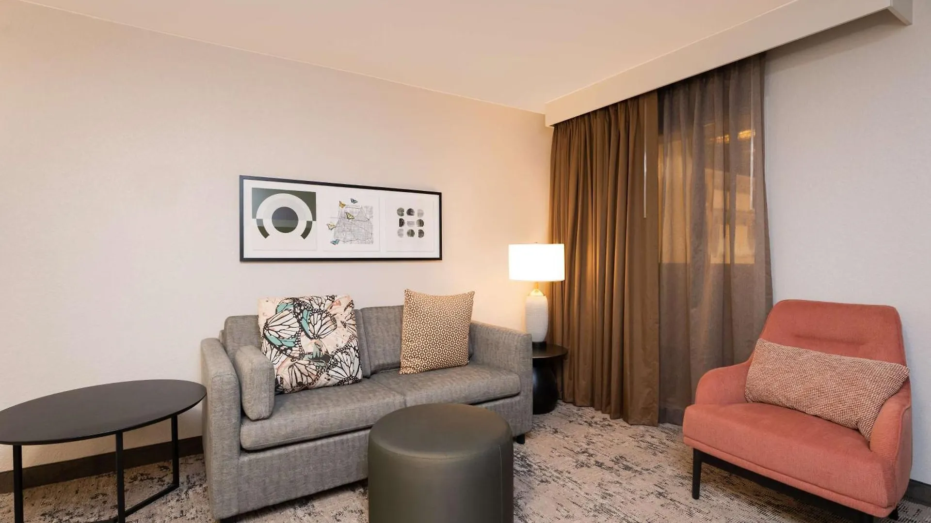 Hotel Embassy Suites By Hilton Memphis East Germantown Area