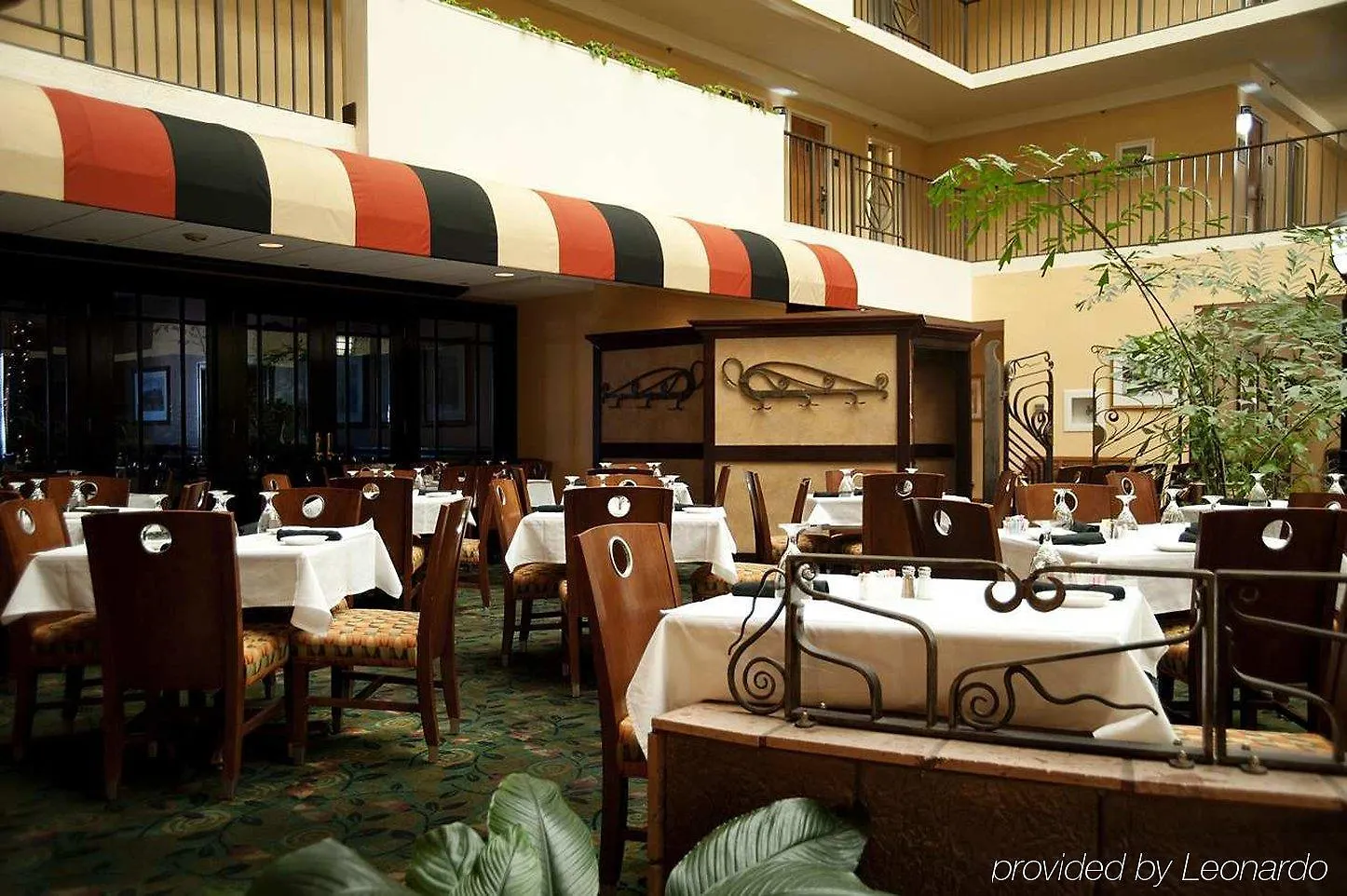 Hotel Embassy Suites By Hilton Memphis East Germantown Area