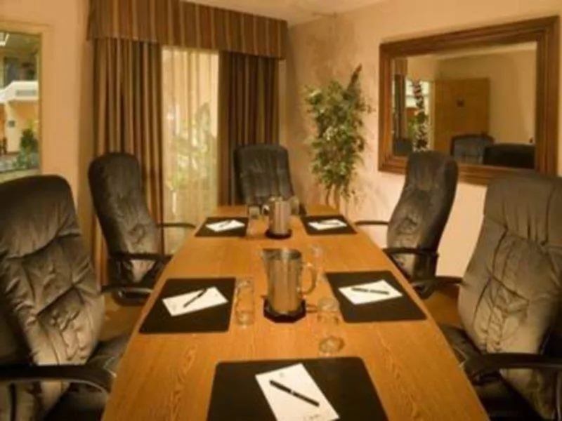 Embassy Suites By Hilton Memphis East Germantown Area 3*,