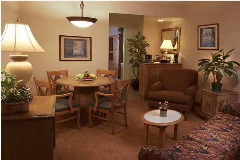 Embassy Suites By Hilton Memphis East Germantown Area Hotel